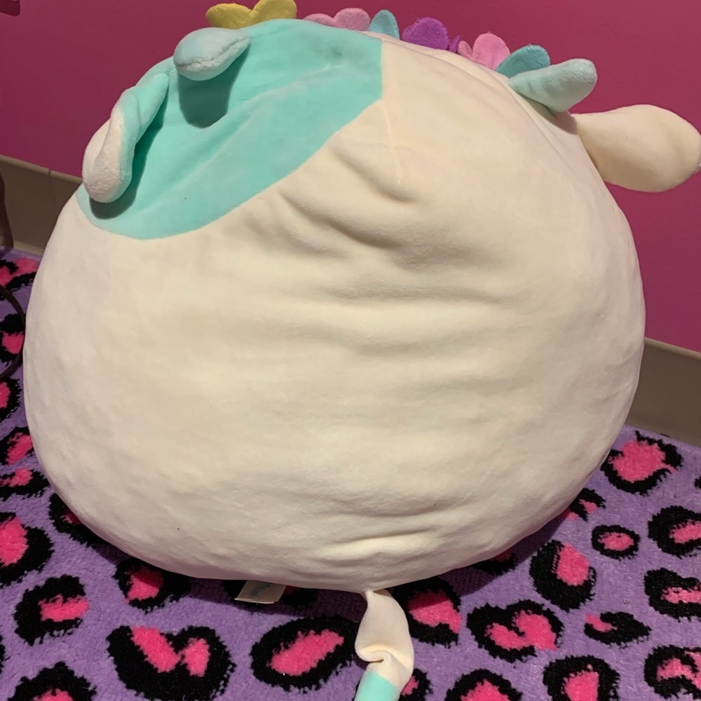 Squishmallows LARGE EUC Belana the Cow with flower crown, EUC no tags - Picture 2 of 5